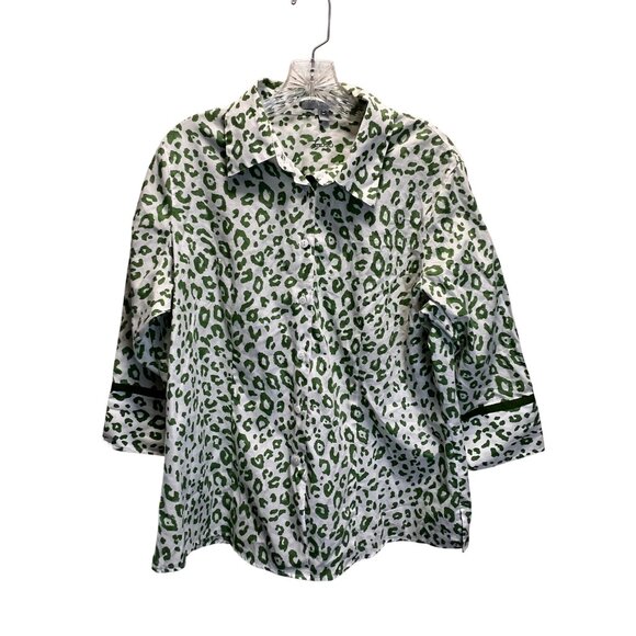 Foxcroft Womens Wrinkle-Free Green Leopard Print Button Down Shirt Size 14W - Picture 1 of 8